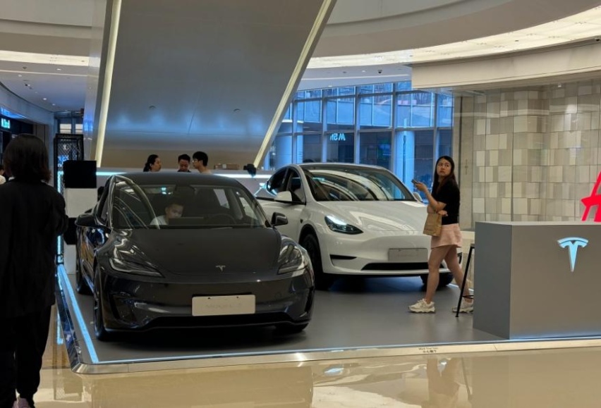 女性车主更适合特斯拉Model 3，还是蔚来ET5T？