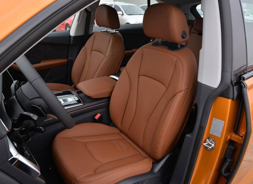 autohomecar__ChsEfV1nguGAIncLAAagUk2s3W8713.jpg