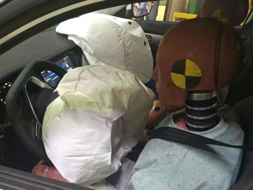 居然6.99万起？这精致SUV堪称价格屠夫 每月卖出1万多辆