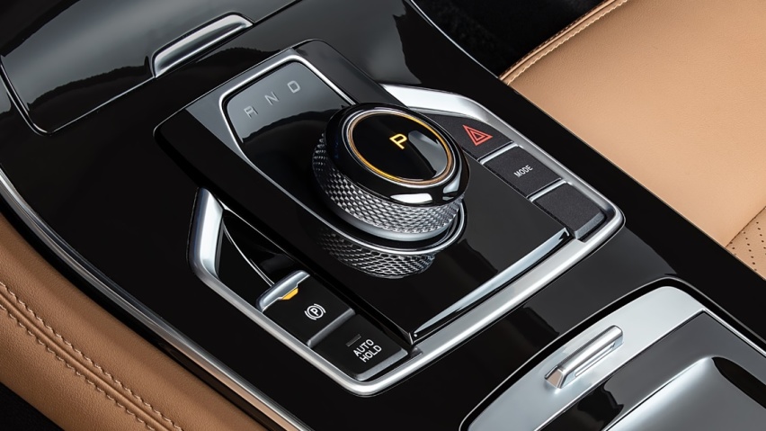 三种座椅布局可选，全系2.0T动力，VGV U75PLUS新增车型