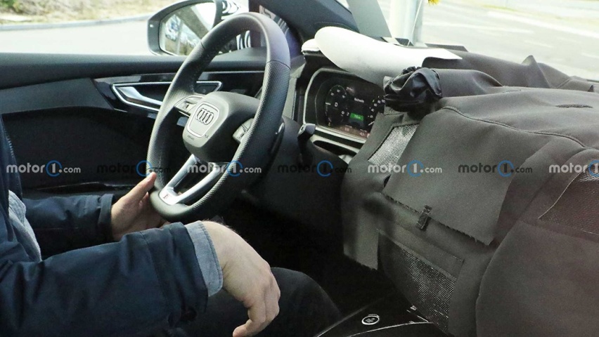 audi-q4-e-tron-and-q4-e-tron-sportback-spy-photos.jpg