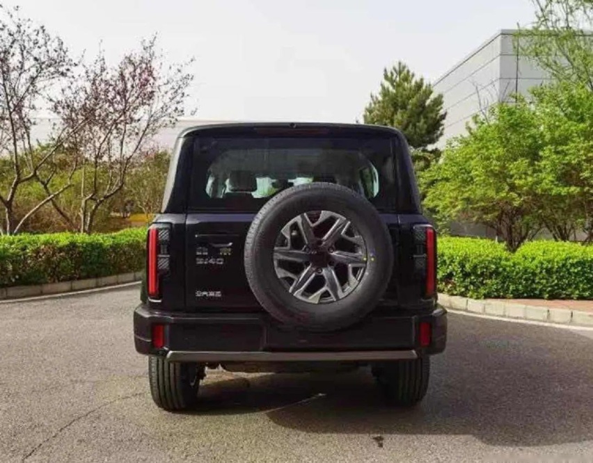 BJ40、探界者终于换代，全新途观即将首发，燃油SUV依然能打！