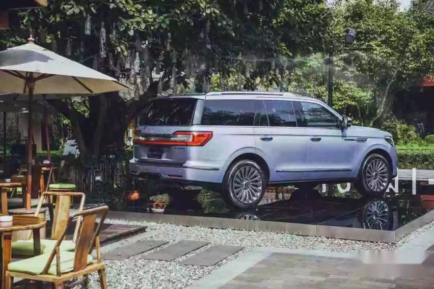 年底推出两款新车，即将迎来国产化的林肯还缺什么？|试驾