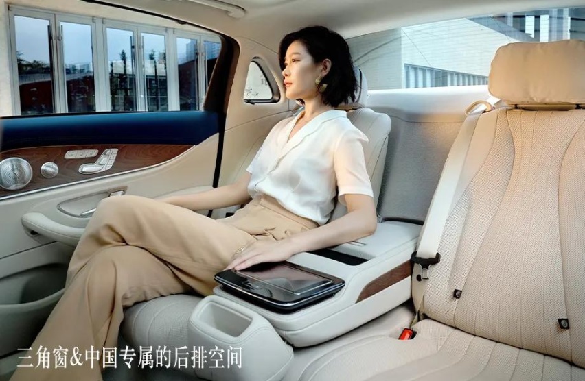 只要车标不滑坡，销量总比喷子多