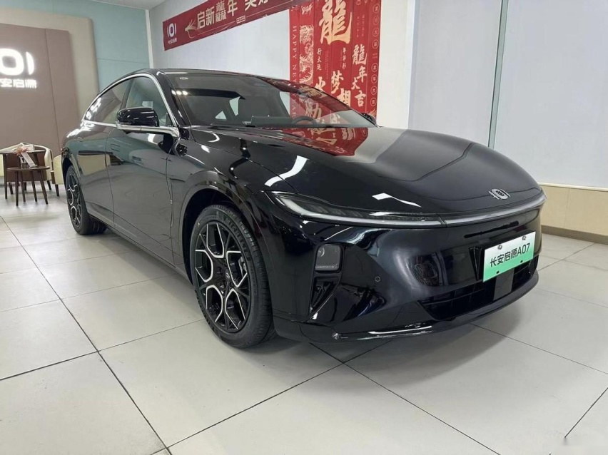 探店实拍|小米SU7“一时爽”，启源A07“才香”？