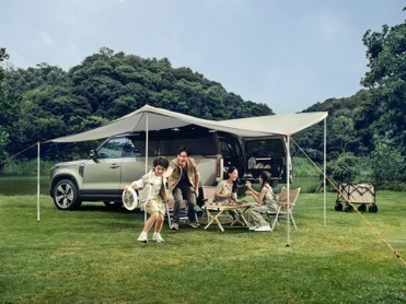 极石01正式发布 首推6座标配航空座椅SUV