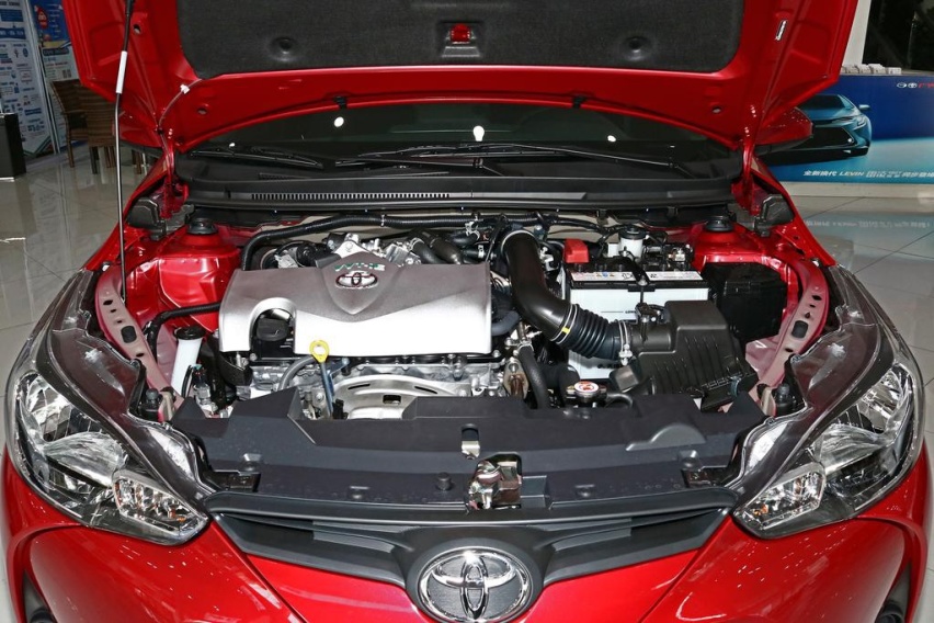 百公里油耗5.2L，买菜车可以选它！丰田YARiS L 致享