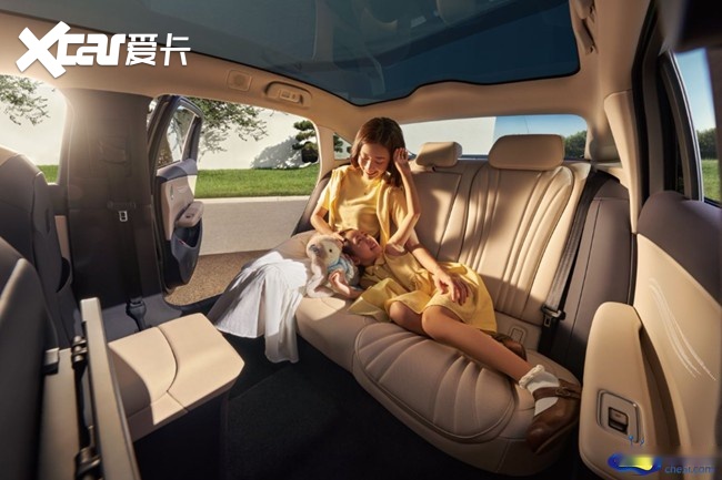 后排大空间-精修交付.jpg 红旗天工07正式上市 售16.79万元起 定义20万级科技悦享纯电轿车
