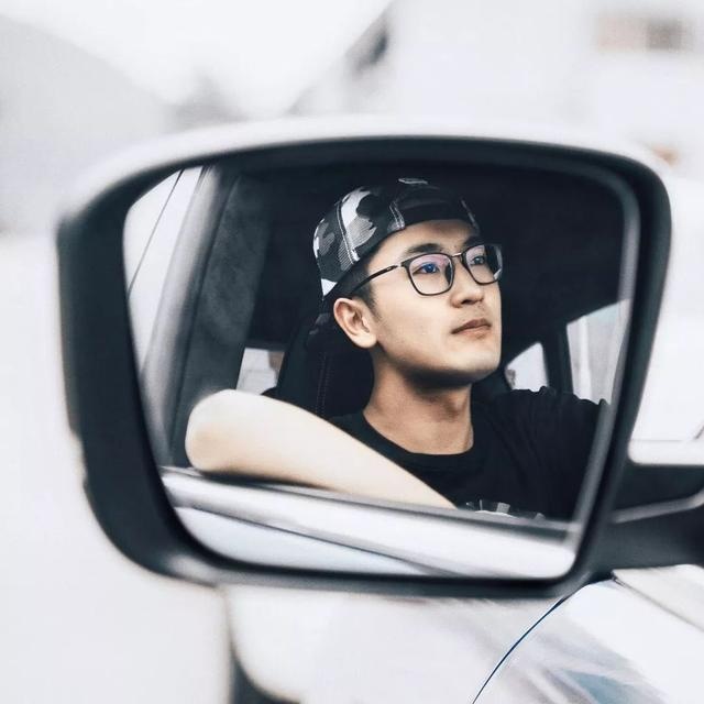 三个骑士一台戏丨你眼里的入门级性能车