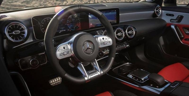 60万入手轿跑钢炮，破百4秒，奔驰AMG CLA 45上市