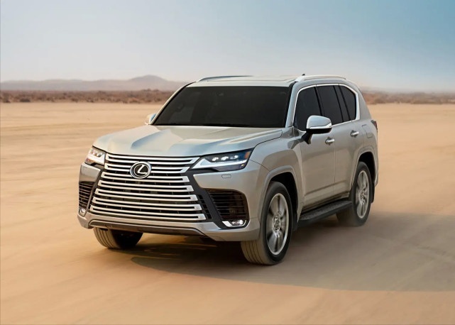 今年发布的这三款重磅SUV，谁才是超豪华之王？