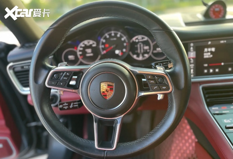 Panamera换瓦尔塔电瓶记，这钱花得值
