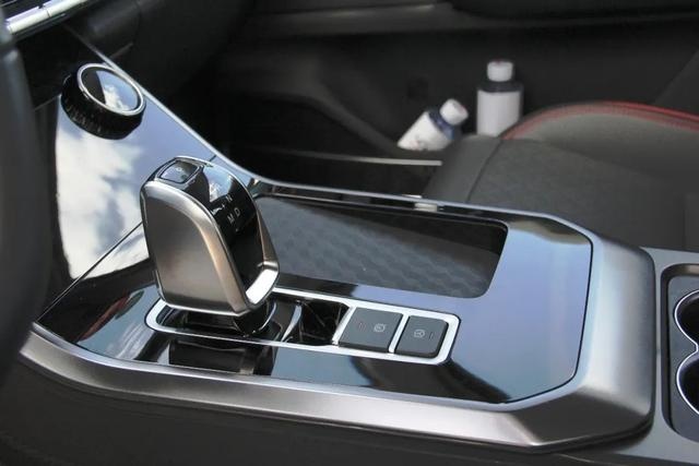 8.99万起 瑞虎5x高能版，智能与品质兼顾的SUV