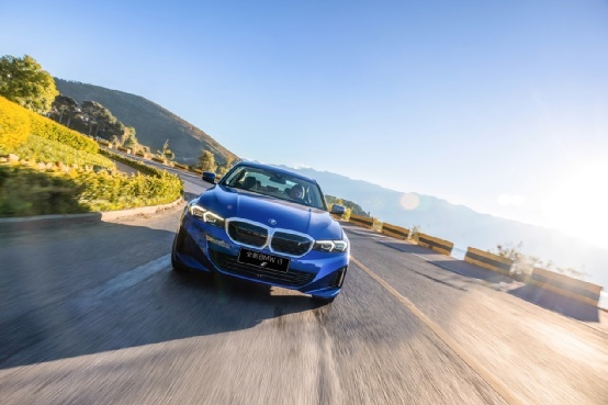 试驾全新BMW i3 纯电驱动依然是最纯粹的BMW