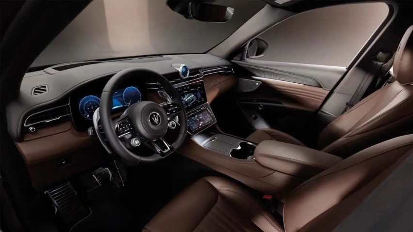 Maserati_Grecale_GT_Interni_vista_lato_guida.webp
