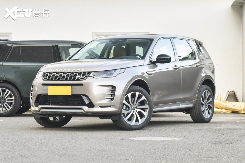 98万起询底价首先就是售价部分了,定位为中型suv的2024款奇瑞捷豹路虎