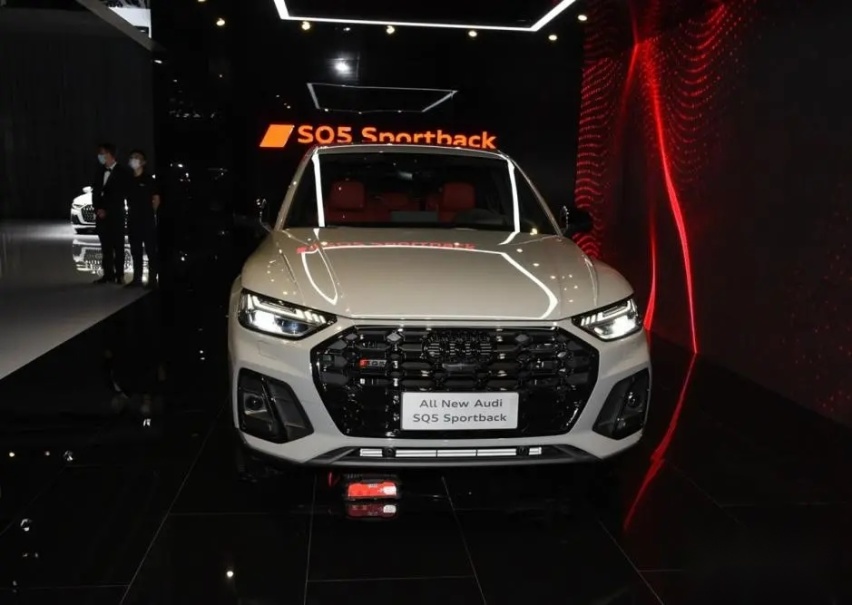 比Q5动力强，比SQ5多了溜背，价格超60万配3.0T V6