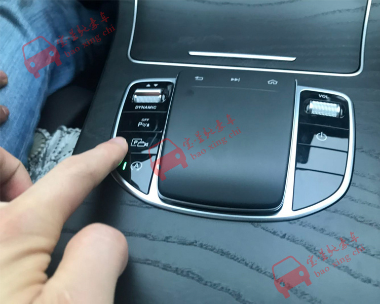 2019款奔驰C260改装原厂360全景你用过吗？