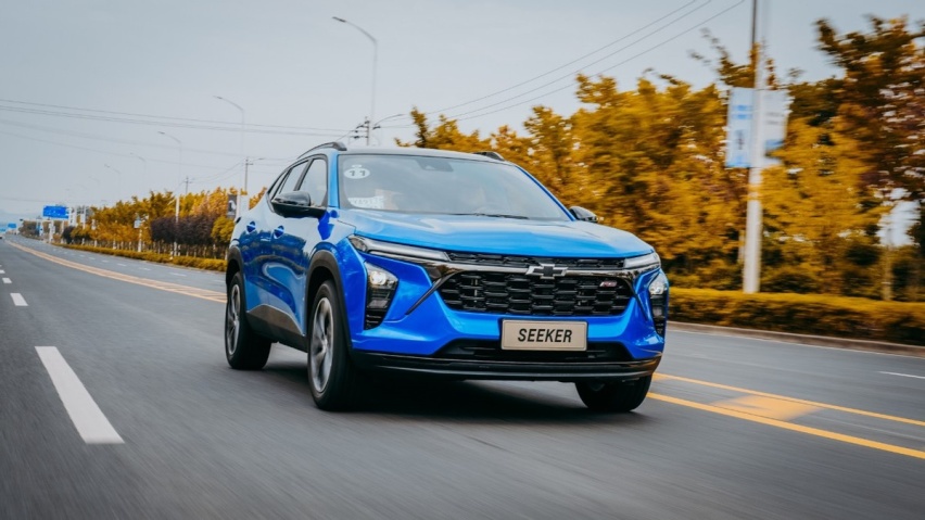 15万预算买1.5T紧凑型SUV，本田ZR-V/雪佛兰星迈罗怎么选？