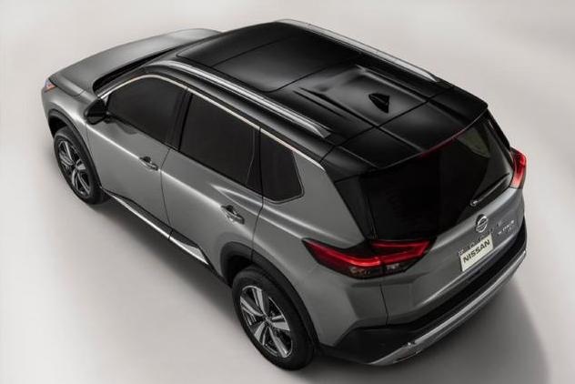 全新奇骏实车现身，神似RAV4，换液晶仪表电子档把，注定要大