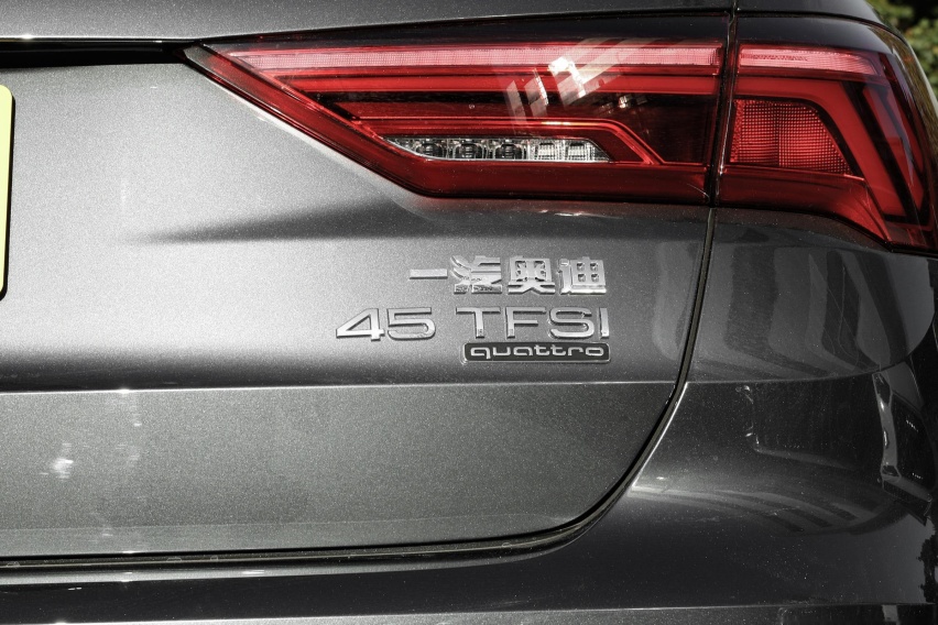 中配车型更值得推荐，新款奥迪Q3购车手册，有里有面儿的选择