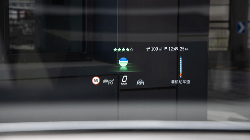 长测全新EQE纯电SUV：奔驰要给SUV们上堂造车课