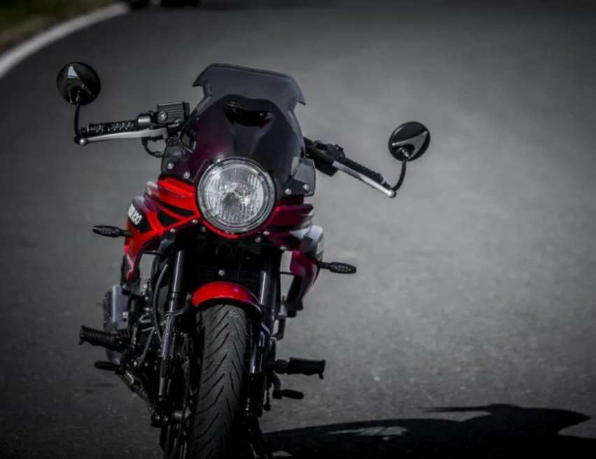 小众摩托车赏析，泰国GPX Racer200绅士版，浓厚Cafe风格