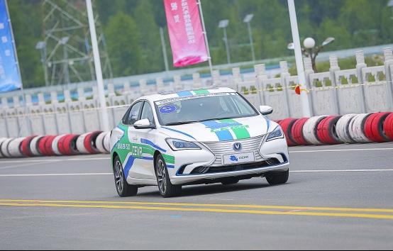 新车首秀 长安新能源逸动EV520亮剑CEVR_20190620C(4)1111.png