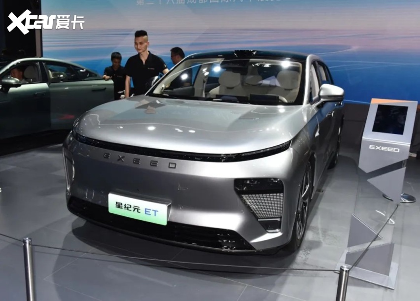 年末重磅SUV剧透：宋L价格成焦点，鸥翼门昊铂HT很拉风