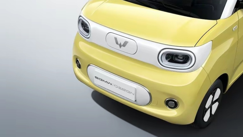 男子购买宏光MINI EV：新车居然要拆车去维修，我无法接受