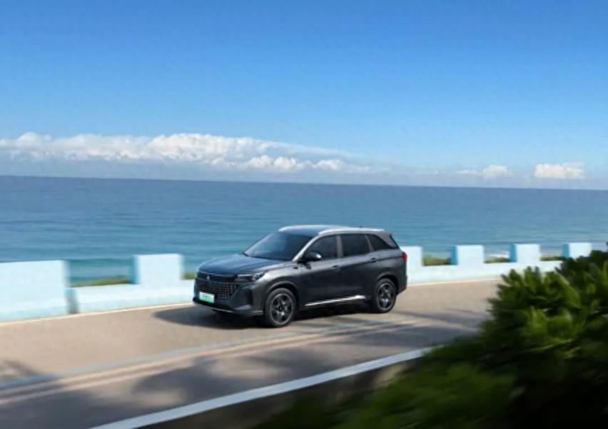 不到10万的插混中型SUV？蓝电E5上市，搭比亚迪插混系统