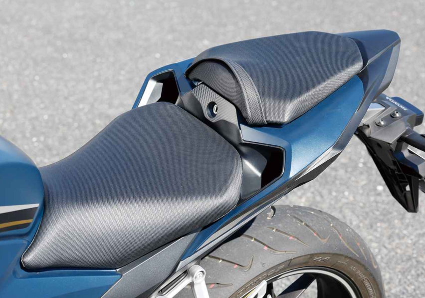 本田中小排量入门仿赛机车，2023款CBR400R详解，实用升级有诚意