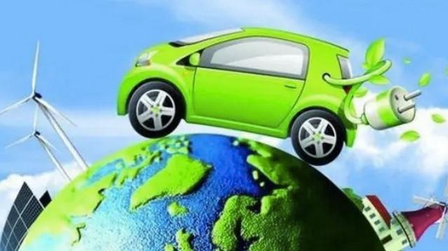 【看客说车】比亚迪押宝新能源汽车，开创“中国芯”时代