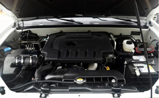 哈弗H5,起售价10.78万元,2.0T动力,油耗7.3L