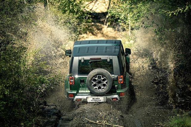 BJ40致敬2020版上市16.99万起