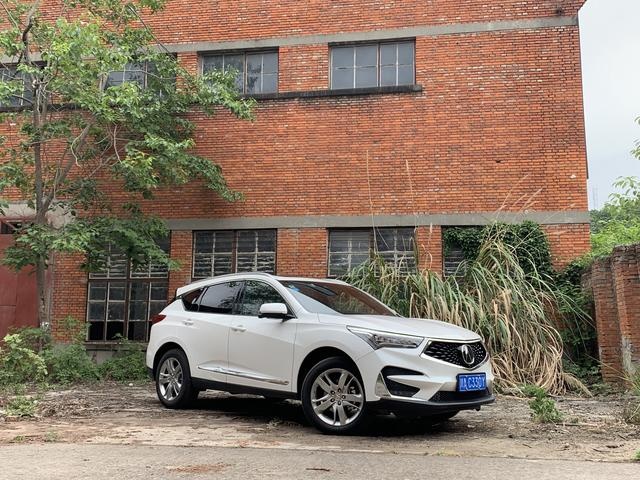 独立试驾讴歌RDX：清晰的操控感，就是花40万买它的理由？