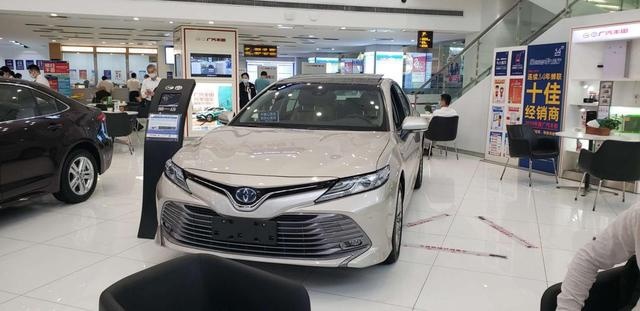 现在下定威兰达可能要八月提车 实地探访广汽丰田4S店