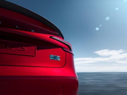 Model3高性能版33.59万元开启预售特斯拉全系高性能版车型已就位