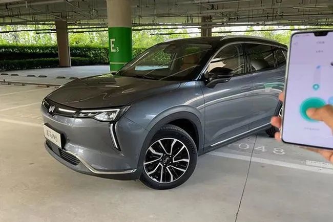 率先实现量产的L4级无人驾驶SUV，威马W6厉害在哪？