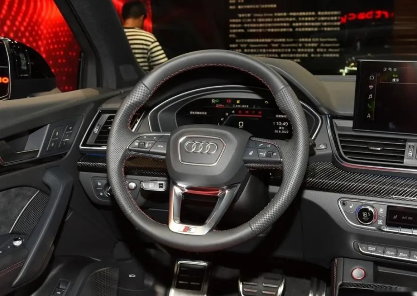 比Q5动力强，比SQ5多了溜背，价格超60万配3.0T V6