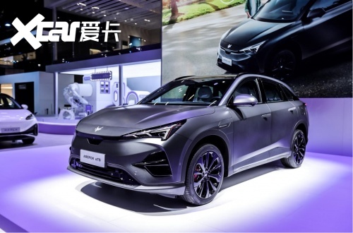 北汽蓝谷打造的"超能六边形战士"——极狐阿尔法t5  快来试试