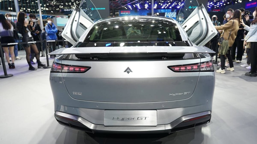 全面超越Model 3？埃安Hyper GT亮相！