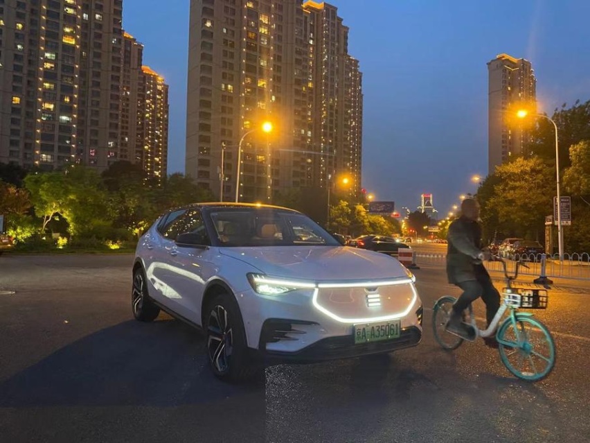 被市场低估的高端车型，体验天际ME7