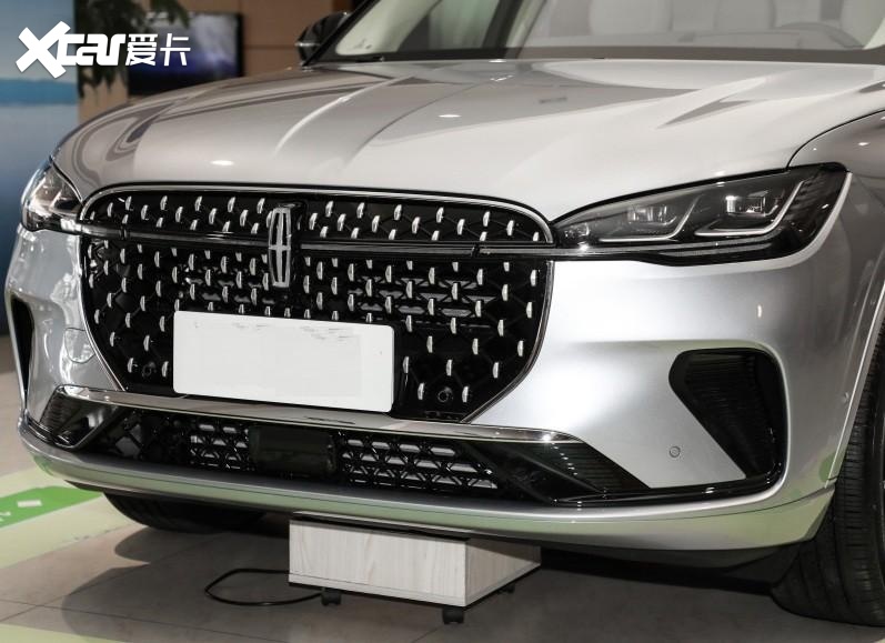 升级换代，全新林肯冒险家点燃驾驶的激情