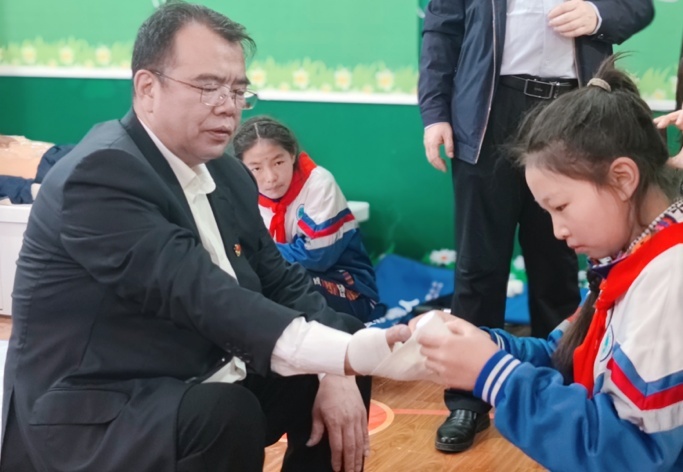 助学圆梦 挚爱左贡——一汽丰田“丰尚”公益品牌在行动