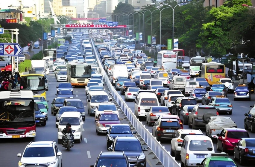 为什么很多人买了混动车后悔？别只盯着优点，这5大缺点是硬伤！