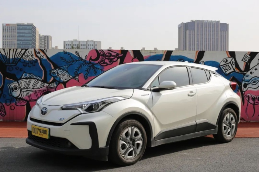 不愧为都市通勤利器，试驾广汽丰田C-HR EV