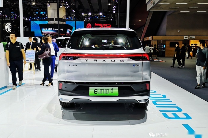 广州车展：实拍上汽MAXUS EUNIQ 6，纯电标签很醒目