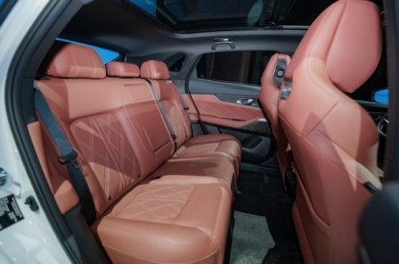 限时优惠价13.99万，长安UNI-V智电iDD、UNI-K智电iDD