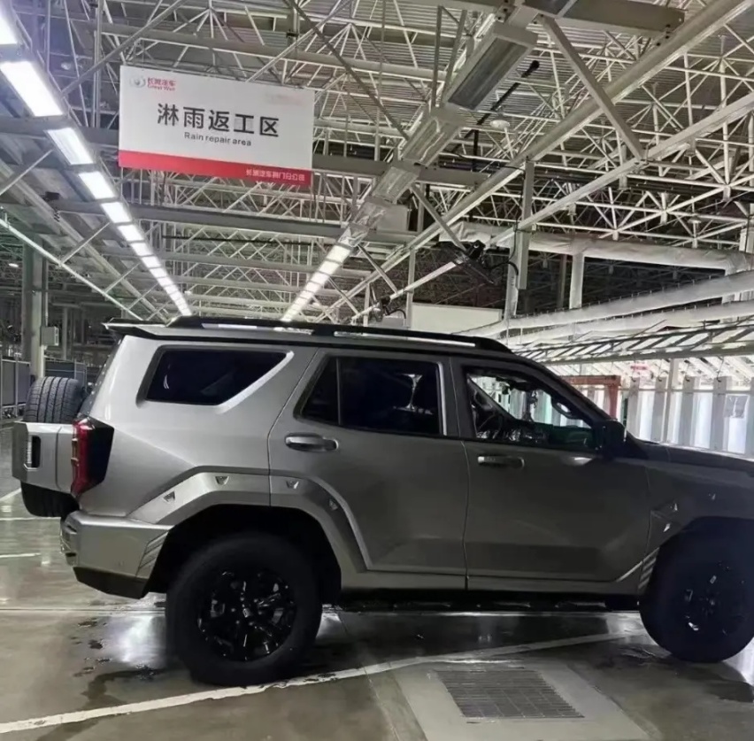 【e汽车】坦克400无伪实车谍照曝光